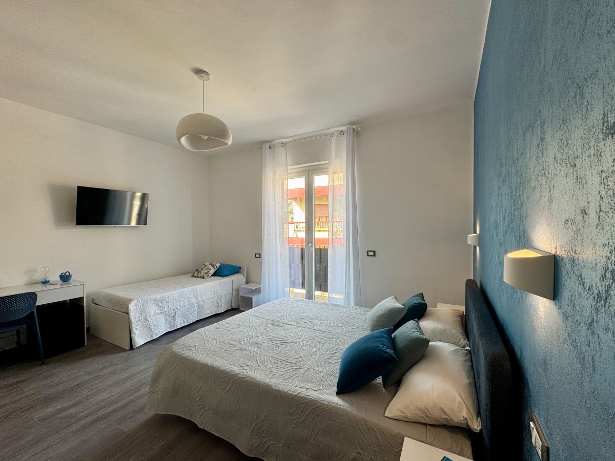 camera-4-vista-camera-2